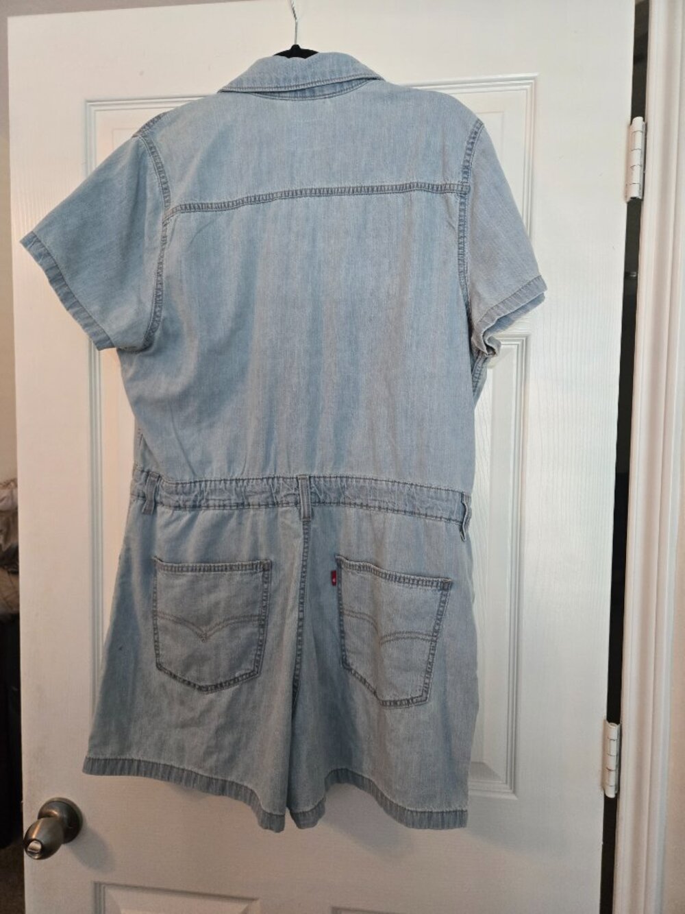 Levi's NWT Women's XL Light Wash Heritage Short Sleeve Button Shorts Romper - Picture 7 of 11